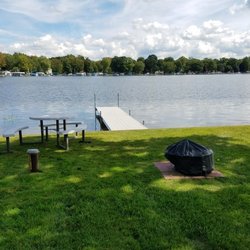 Portage Lake Lakefront Vacation