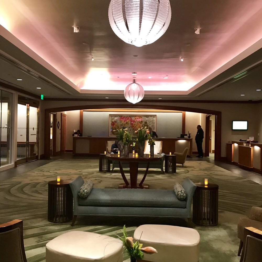 Seaport - The beautiful lobby - Hotels Near Me - Boston, Massachusetts Seaport - The beautiful lobby - Hotels Near Me - Boston, Massachusetts