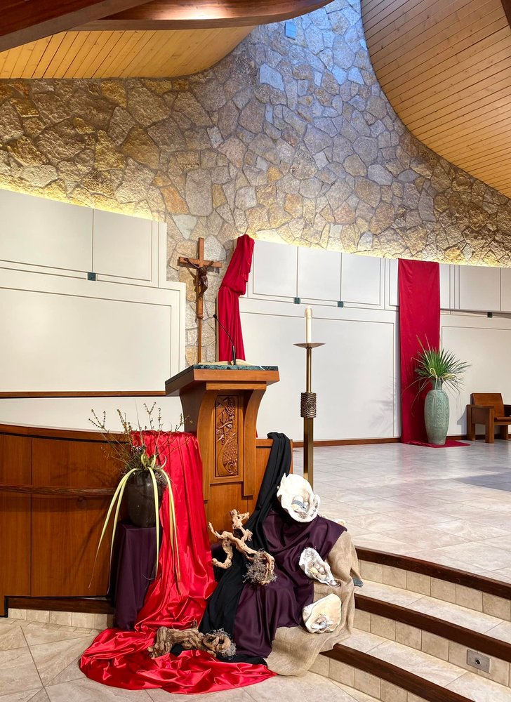 SAINT HUBERT CHURCH Updated August 2024 35 Photos 729 Grand