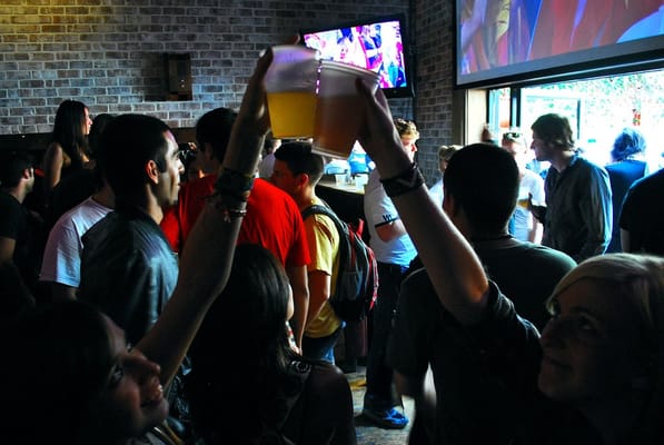 THE MAD DOG IN THE FOG - 83 Photos & 491 Reviews - 1568 Haight St, San