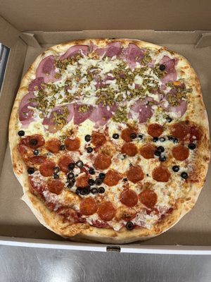 Mo's Pizza by null