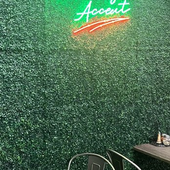 Traditas Pizza - Photo Wall - Pizza Near Me - New York, New York Traditas Pizza - Photo Wall - Pizza Near Me - New York, New York