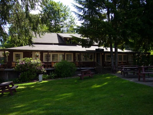 Lake Quinault Lodge by null