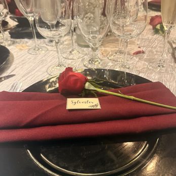 Emilio Guglielmo Winery - Plate setting - Venues & Event Spaces Near Me - Morgan Hill, California