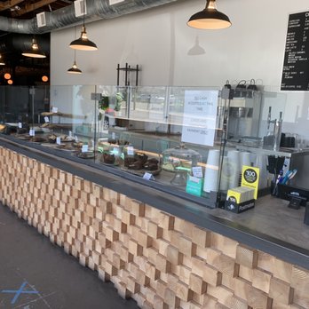 Slow Hand Coffee Bakeshop - counter with coffee machines - Coffee & Tea Near Me - Nashville, Tennessee Slow Hand Coffee Bakeshop - counter with coffee machines - Coffee & Tea Near Me - Nashville, Tennessee