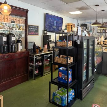 Sip! on the Square - Inside - Coffee & Tea Near Me - Wimberley, Texas