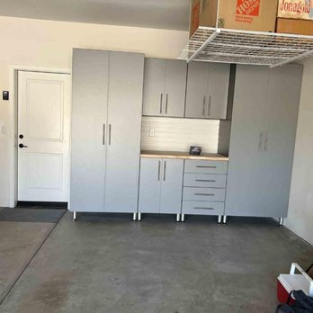Overhauled Garages - a view of a garage - Flooring Near Me - Martinez, Georgia Overhauled Garages - a view of a garage - Flooring Near Me - Martinez, Georgia
