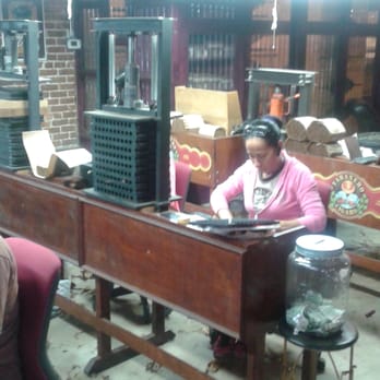 Tabanero Cigars - Please tip the hardworking rollers ! - Tobacco Shops Near Me - Tampa, Florida Tabanero Cigars - Please tip the hardworking rollers ! - Tobacco Shops Near Me - Tampa, Florida