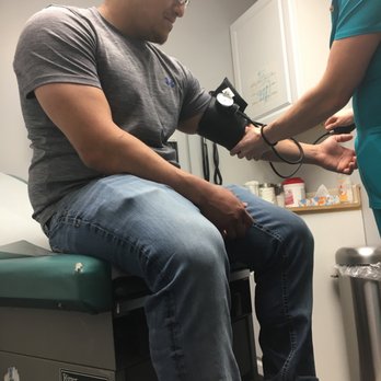 Midwest Express Clinic - Urgent Care Near Me - Willowbrook, Illinois