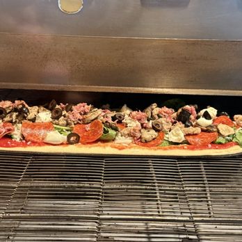 PPole Pizza - Pizza Near Me - Miami Beach, Florida