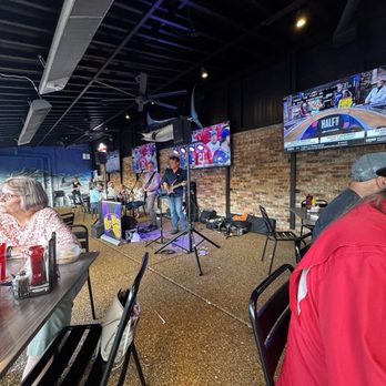 Syberg's Gravois - Live music "Big Love" on the expanded outdoor patio at Syberg's - American Near Me - Saint Louis, Missouri Syberg's Gravois - Live music "Big Love" on the expanded outdoor patio at Syberg's - American Near Me - Saint Louis, Missouri