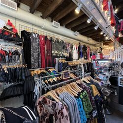 Best Vintage Shops Near Me - January 2026: Find Nearby Vintage Shops