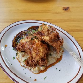 La Copine - Fried chicken and fried tomatoes and a corn pudding that will rock your world. - New American Near Me - Yucca Valley, California