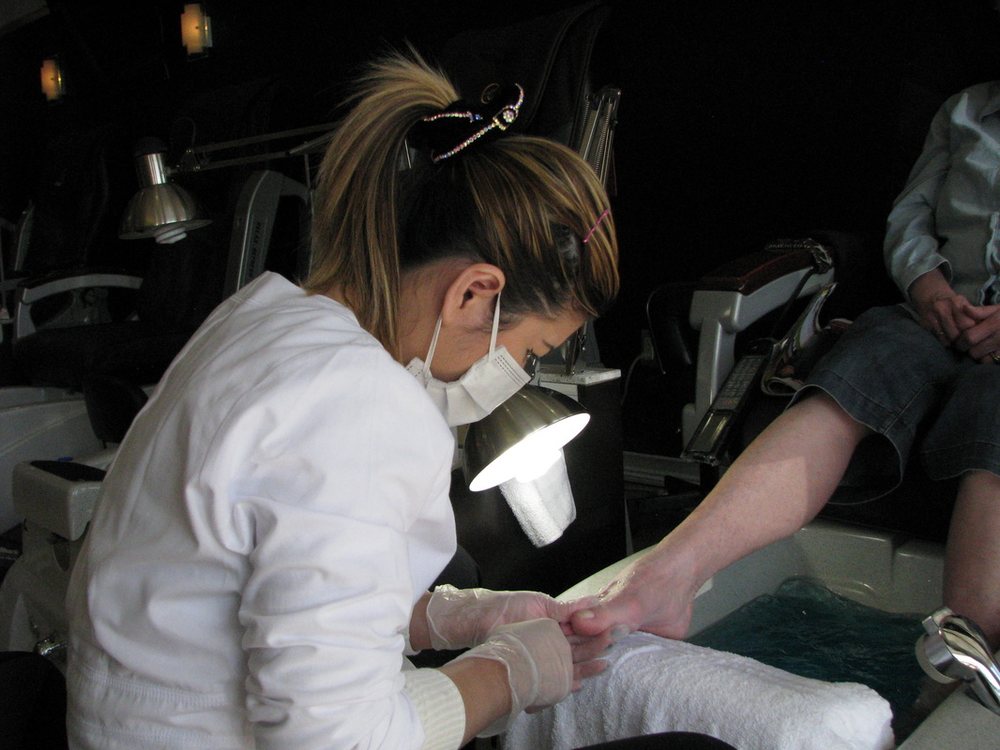 Hands on Spa Logo