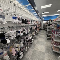 Ross Dress for Less - Inside