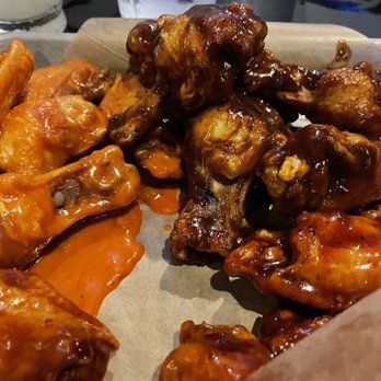 Buffalo Wild Wings - Chicken Wings Near Me - Oxnard, California Buffalo Wild Wings - Chicken Wings Near Me - Oxnard, California