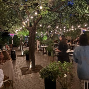 The Charter Oak Restaurant - Courtyard - New American Near Me - St Helena, California