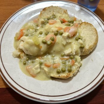 Countryside Diner - Chicken n biscuits - Diners Near Me - Augusta, Maine