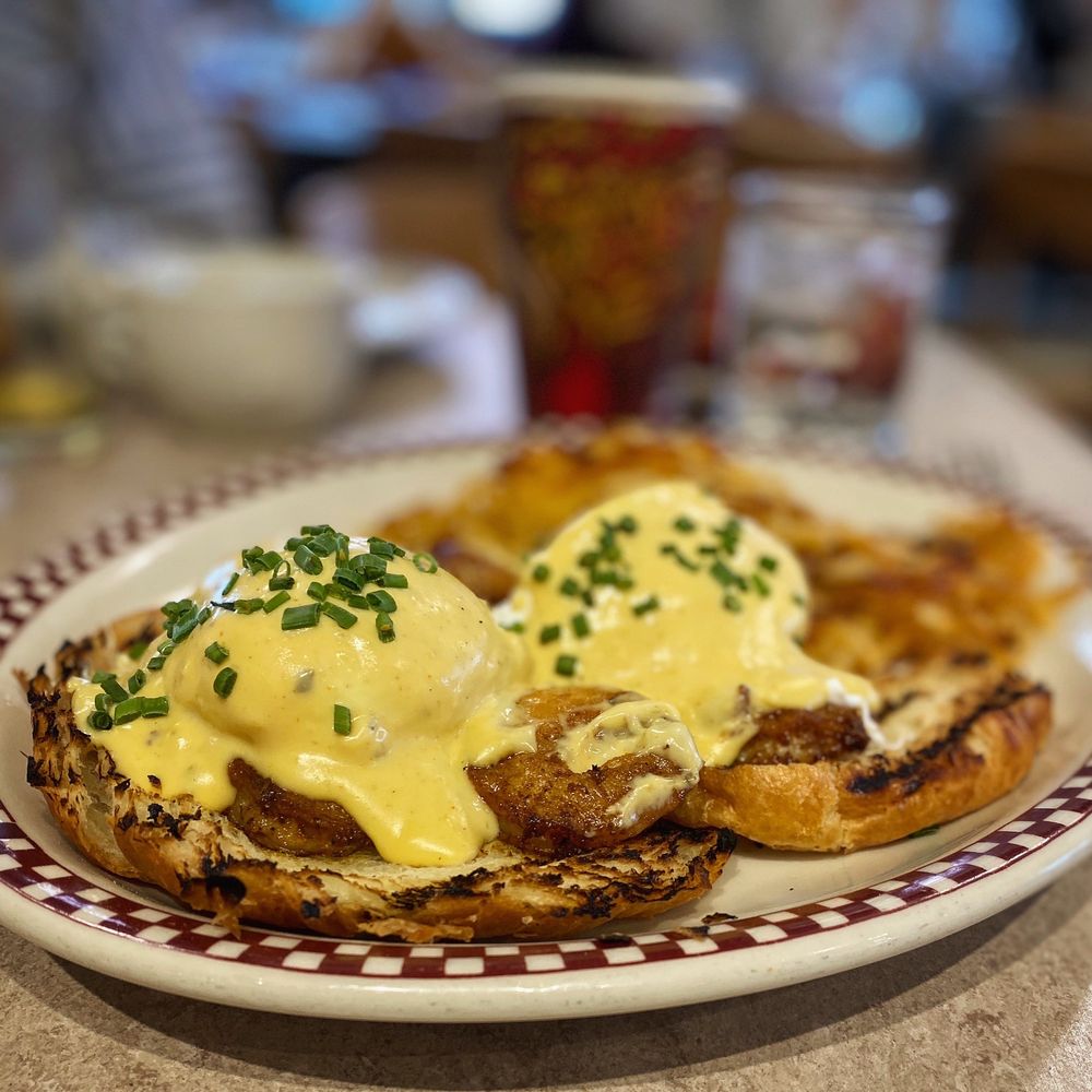 BUTTERMILK’S KITCHEN 408 Photos & 356 Reviews 76 W Main St