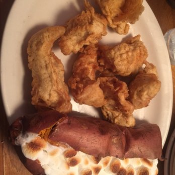 Texas Roadhouse - Barbeque Near Me - Rosenberg, Texas