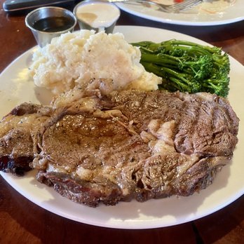 V's Taproom - Prime rib - New American Near Me - Peoria, Arizona V's Taproom - Prime rib - New American Near Me - Peoria, Arizona
