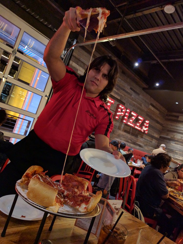 Giordano’s - Photo 3