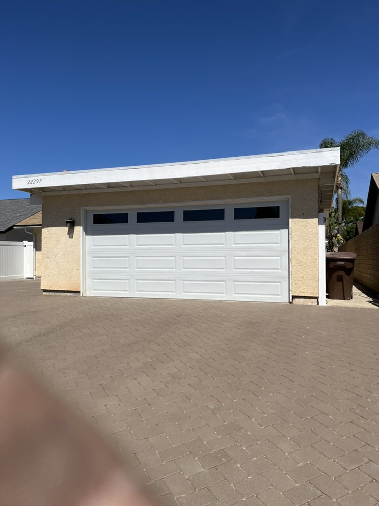 Slide of CCR Seamless Rain Gutters