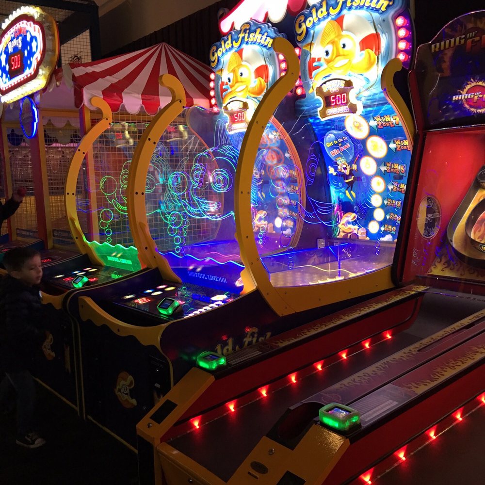 Dave & Buster's Braintree - Arcades Near Me - Braintree, Massachusetts
