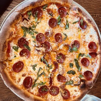 La Porta - Margherita Pie with pepperoni - Pizza Near Me - Northport, New York