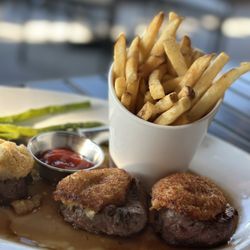 Cooper’s Hawk Winery & Restaurant - Trio of steak Trio of Medallions*