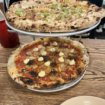 Jinny's Pizzeria - Maui Waui (top), Hot Dotti (bottom) - Pizza Near Me - Newton, Massachusetts Jinny's Pizzeria - Maui Waui (top), Hot Dotti (bottom) - Pizza Near Me - Newton, Massachusetts
