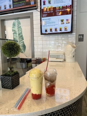 Bambu Dessert & Drinks by null