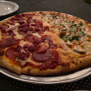 Taffy's Pizza - Half pepperoni half chicken buffalo - Pizza Near Me - Santa Barbara, California