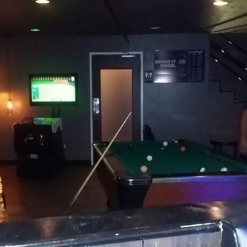 Cielo Latin Bar - Pool table and golf game - Dance Clubs Near Me - The Woodlands, Texas