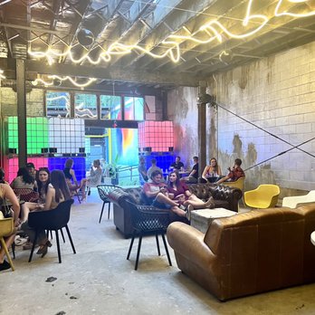 Alice - Inside/outside concept - Bars Near Me - Cincinnati, Ohio