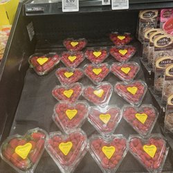 Schnucks Edwardsville - I heart this Valentine option 2026.