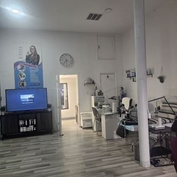 Footopia Care - At the salon, a very nice and clean environment - Nail Salons Near Me - Bellflower, California Footopia Care - At the salon, a very nice and clean environment - Nail Salons Near Me - Bellflower, California