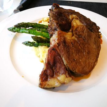 360 Restaurant - 45-day aged steak - Canadian (New) Near Me - Toronto, Ontario