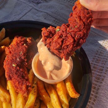 Ding Tea Lomita - IG: @tffny.eats / Chicken Tenders and Fries - Coffee & Tea Near Me - Lomita, California Ding Tea Lomita - IG: @tffny.eats / Chicken Tenders and Fries - Coffee & Tea Near Me - Lomita, California