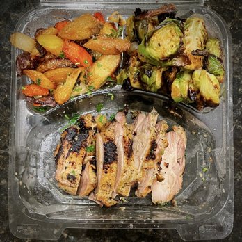 Urban Plates - Grilled Cage Free Chicken Plate with "Roasted Brussels Sprouts With Turkey Bacon" and "Roasted Rainbow Carrots & Golden Beets" - Salad Near Me - Irvine, California