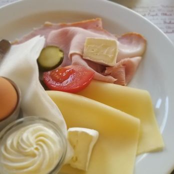 Café Louvre - Cafes Near Me - Prague, Puerto Rico