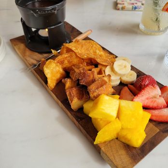Trevina - Chocolate fondue - Cocktail Bars Near Me - Lewisburg, Pennsylvania Trevina - Chocolate fondue - Cocktail Bars Near Me - Lewisburg, Pennsylvania