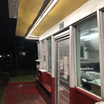 Frosty King - During a rainstorm - Burgers Near Me - Richmond, California