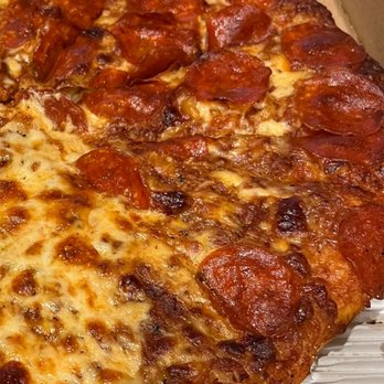 Me-n-Ed's Pizzeria - Burnt, dry, pizza - Pizza Near Me - Clovis, California Me-n-Ed's Pizzeria - Burnt, dry, pizza - Pizza Near Me - Clovis, California