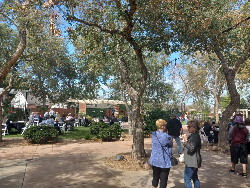 GLENDALE CHOCOLATE AFFAIRE Updated August 2024 45 Photos & 35