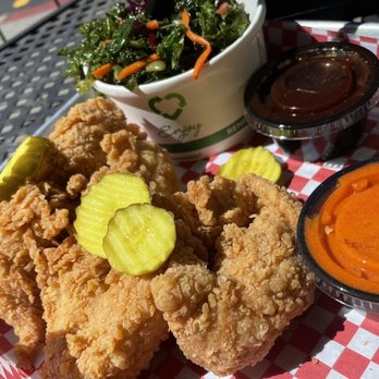 Hypnotic Chicken - Chicken Shop Near Me - Steamboat Springs, Colorado Hypnotic Chicken - Chicken Shop Near Me - Steamboat Springs, Colorado
