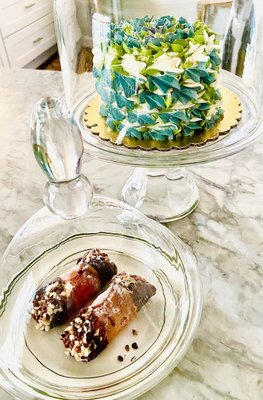 MORNING GLORY COFFEE & PASTRIES by null