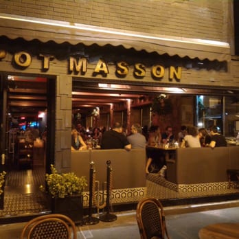 Pot Masson - The outside, front, at night - Cocktail Bars Near Me - Montreal, Quebec