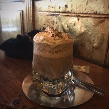 Acuarela - Decadent cappuccino - Coffee & Tea Near Me - Madrid, M