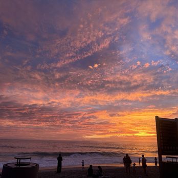 Lost Pier Cafe - Cafes Near Me - Laguna Beach, California Lost Pier Cafe - Cafes Near Me - Laguna Beach, California